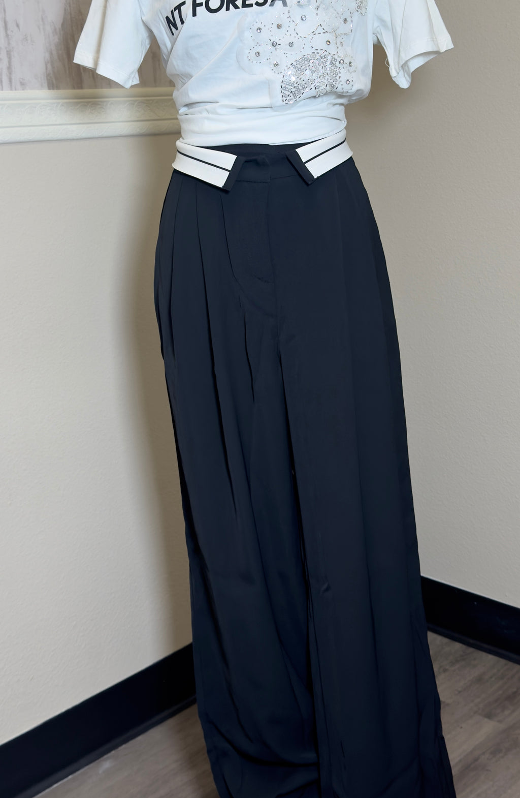 Elegant pants