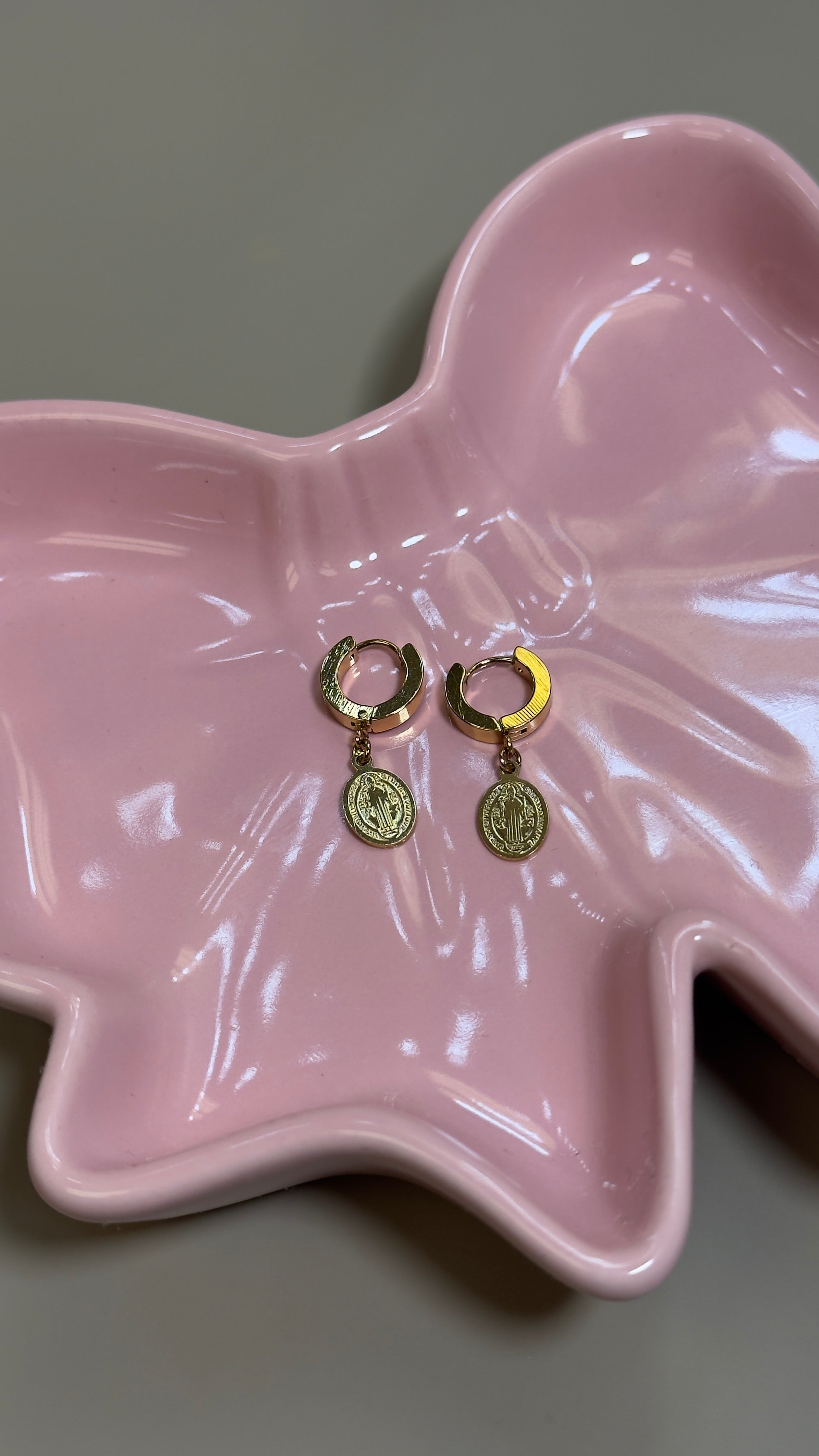 E13- Earrings