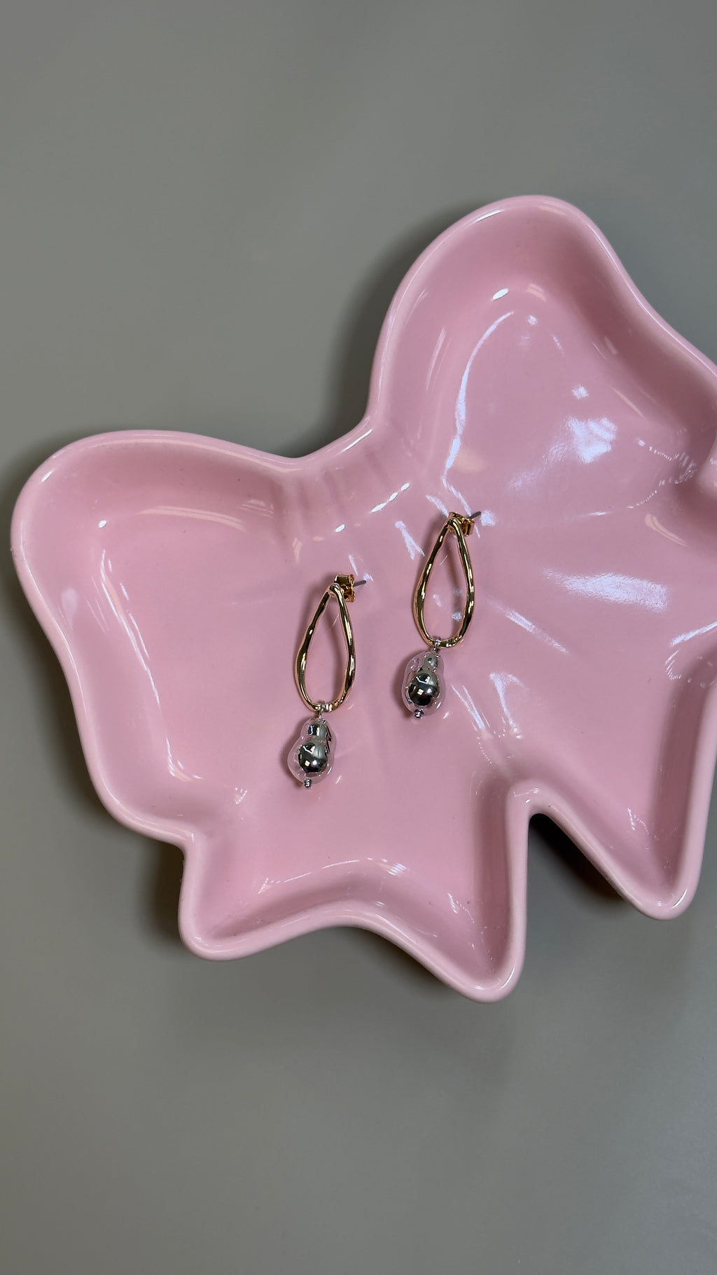 E2- Earrings