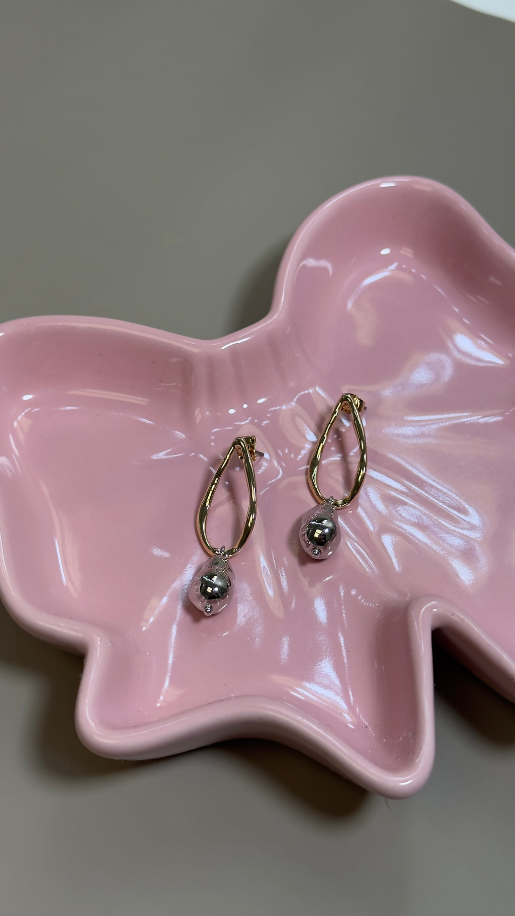 E2- Earrings