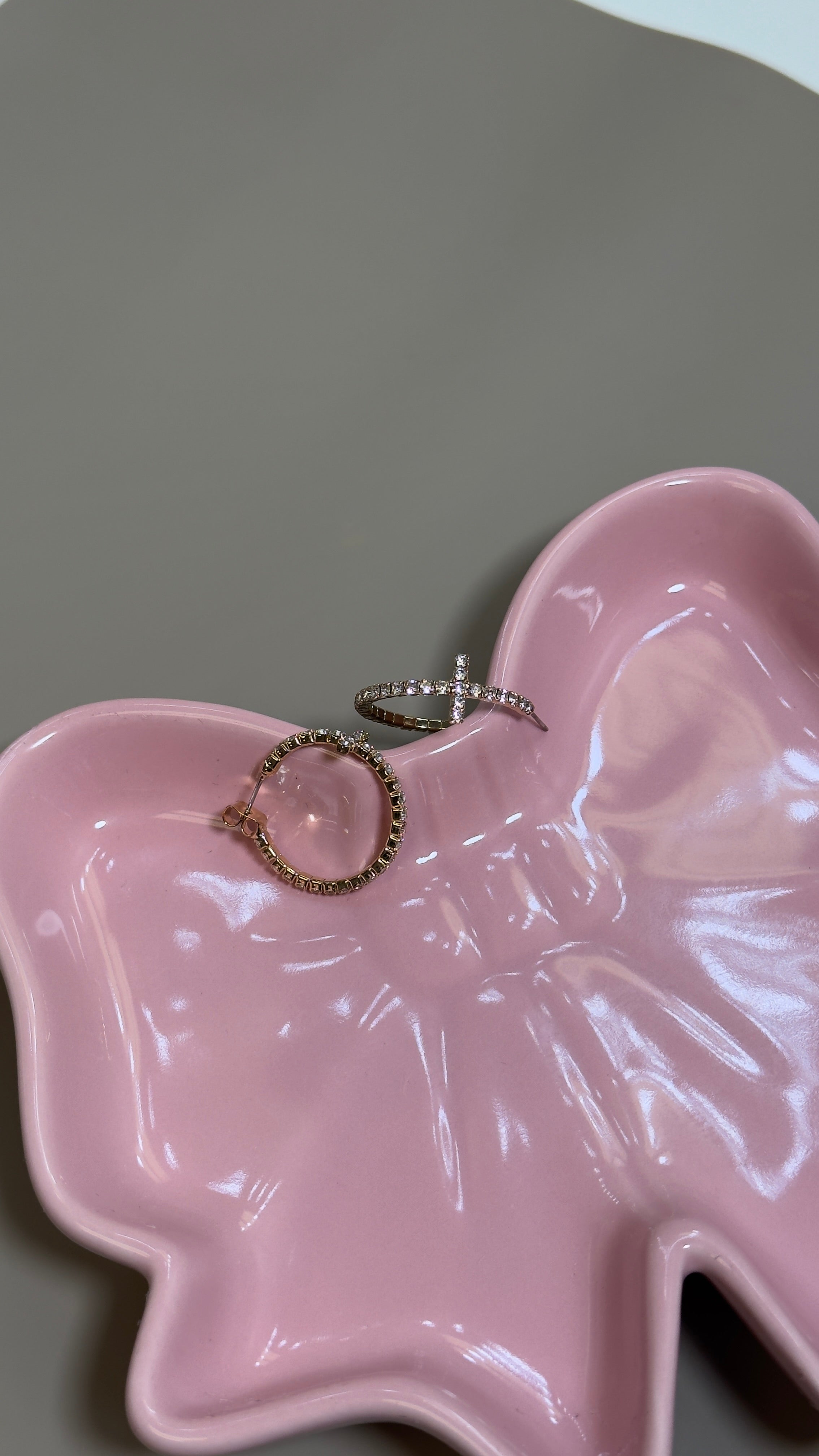 E6- Earrings