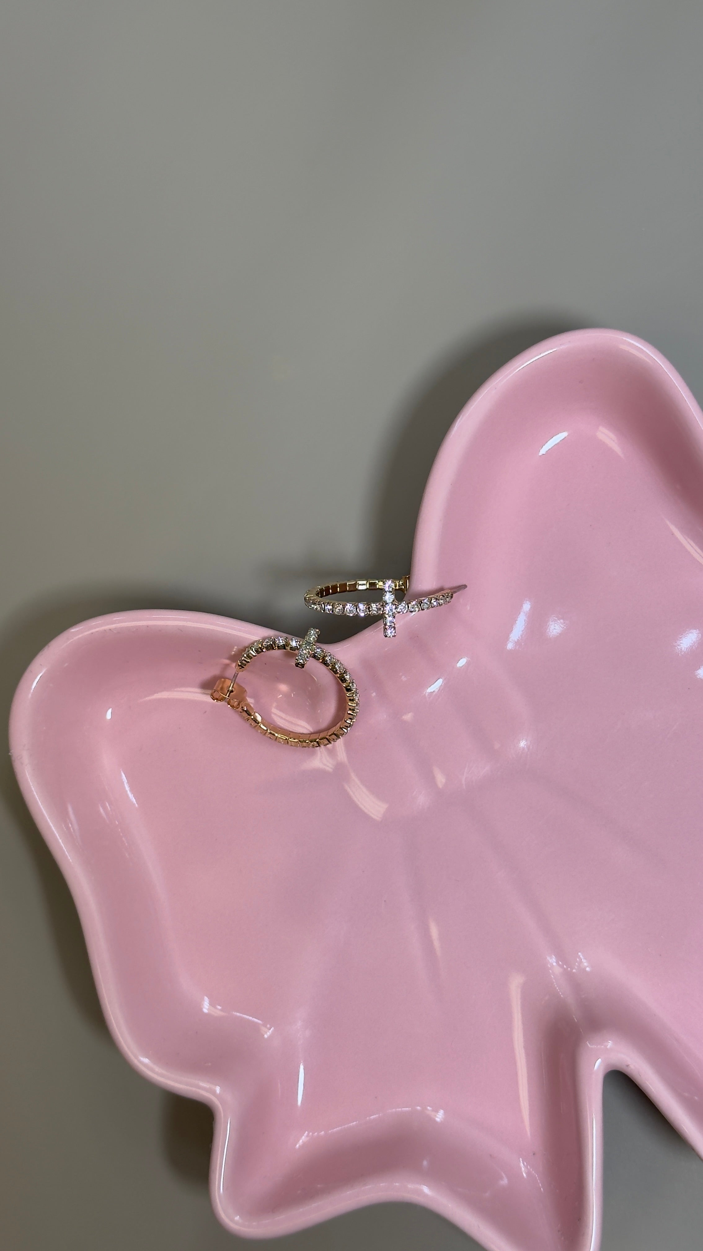 E6- Earrings