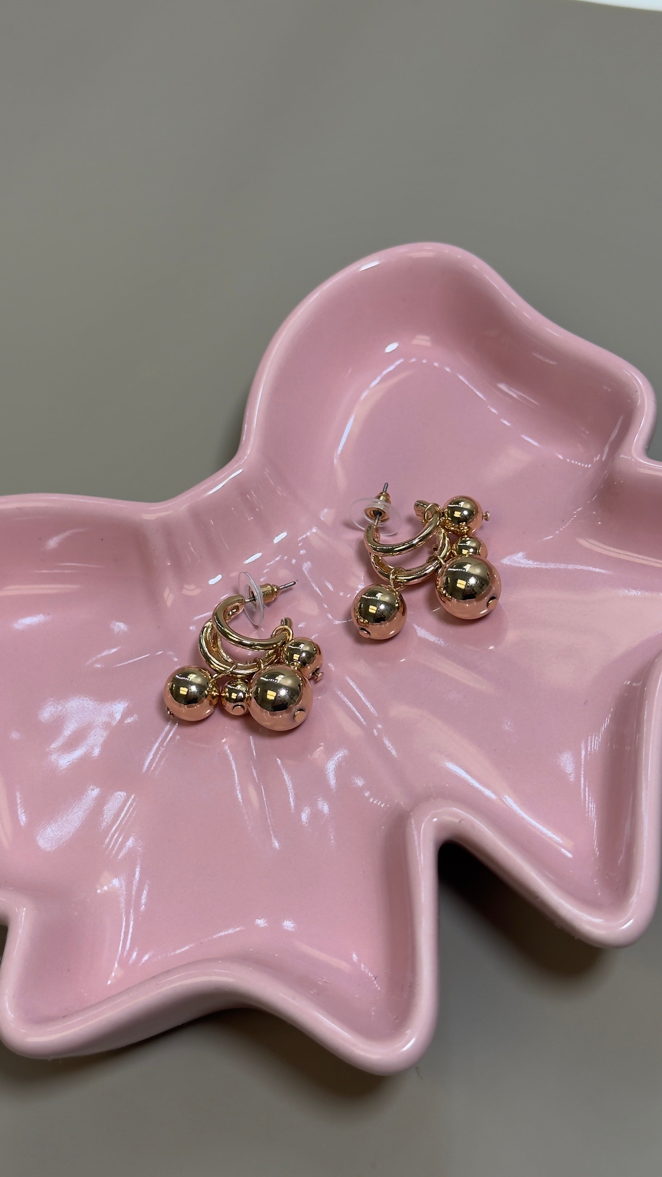 E8- Earrings