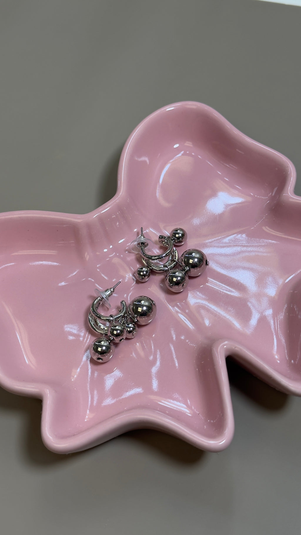 E8- Earrings